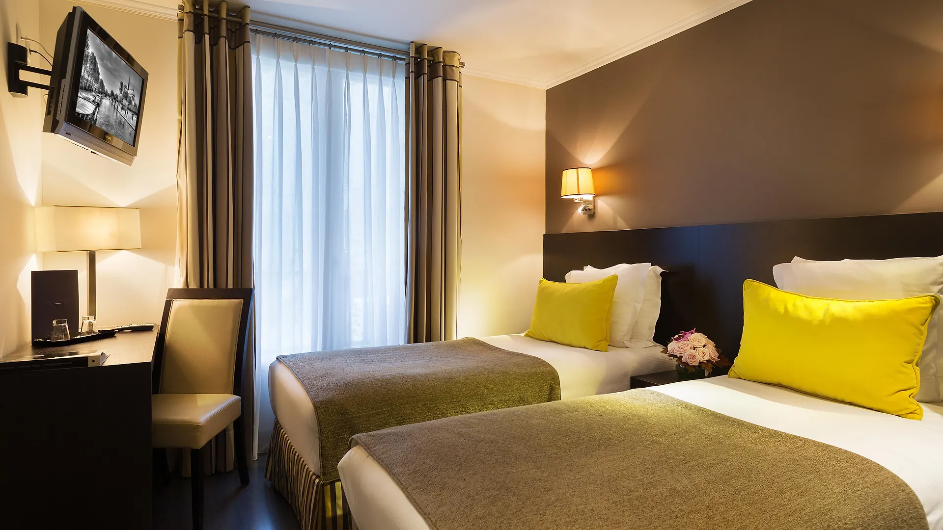 Hotel Arc Elysees Paris