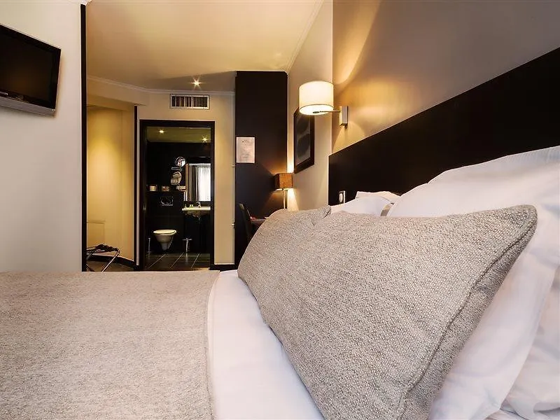 Arc Elysees Paris Hotel