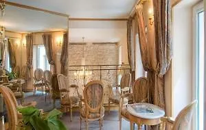Hotel Arc Elysees Paris