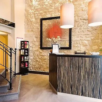 Arc Elysees Paris 3*,